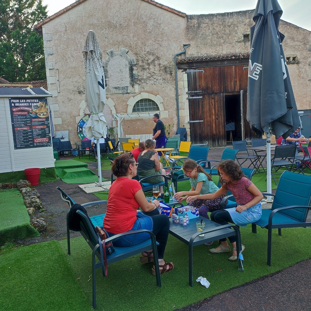 Le Théâtre Des Jeux 1